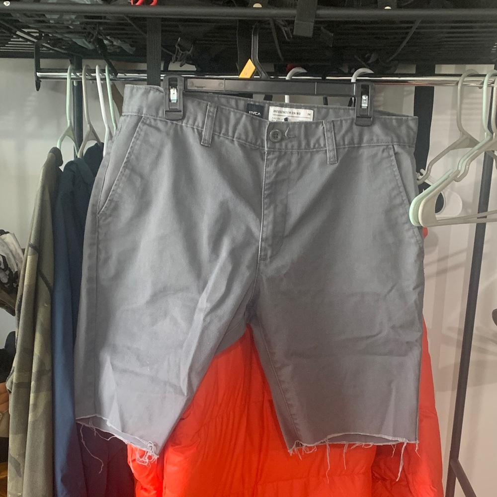 RVCA | WEEKENDER CUT OFF SHORTS
